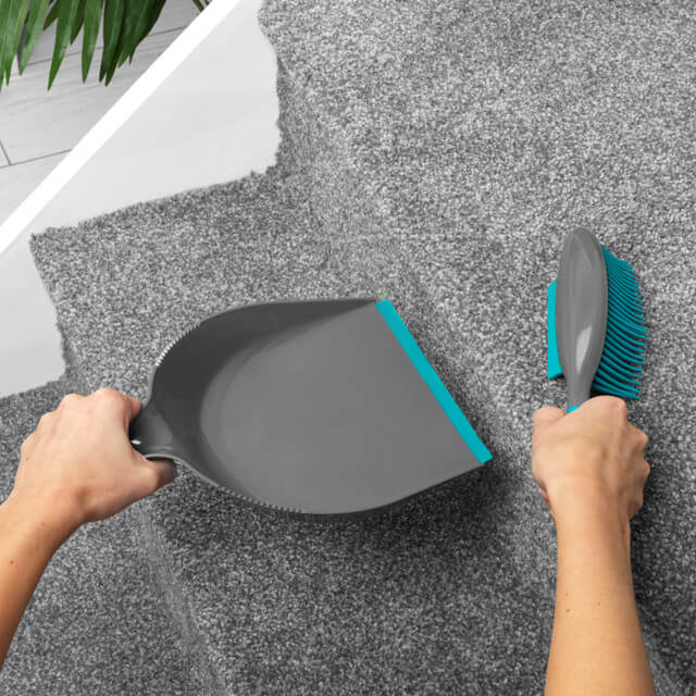 Pet Plus+ Dustpan and Brush Set - Non - Scratch Rubber Bristles, Squeegee Edge for Pet Hair and Hard Floors, Grey/Turquoise - Amar.co.uk