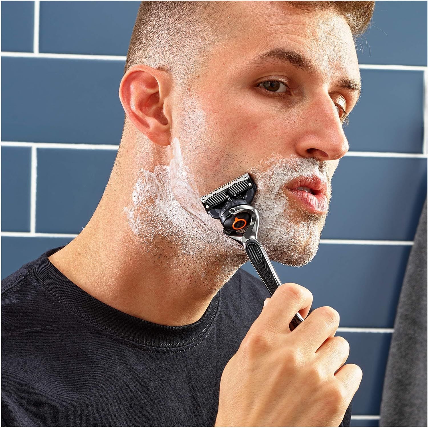Gillette ProGlide Men’s Razor Blade Refills, 8 Count - Amar